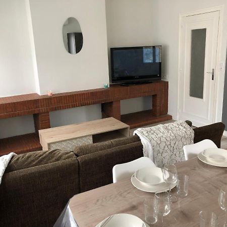 Appartement Cosy Et Lumineux Caussens Luaran gambar